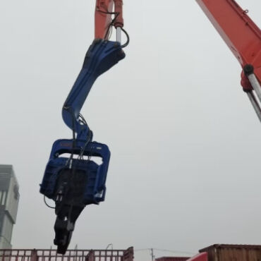 Confined Space Adaptation Solution & Low Noise Eco Friendly Operation – FV-330 Solar Pile Driver For Photovoltaic Foundations
