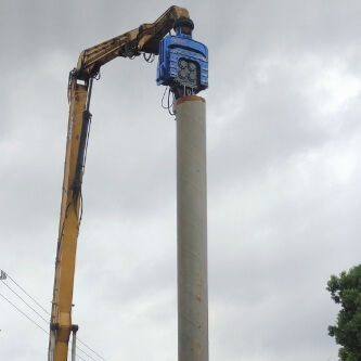 High Impact Energy Per Blow Four Eccentric Pile Driver – Integrated Control Valve Assembly & High-Flow Merging Valve Unit