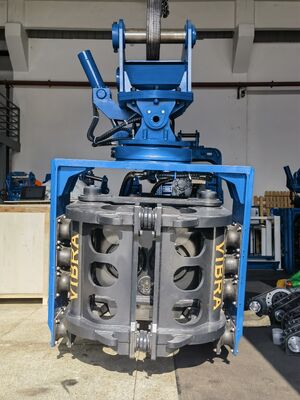 Powerful SV300 Hydraulic Side Grip Pile Driver for Bridges & Factories
