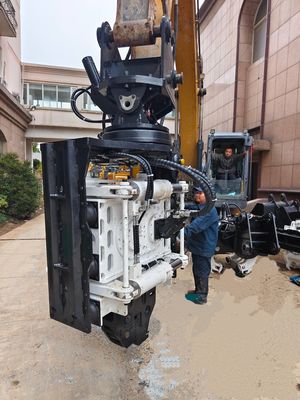Engin de battage à poignée latérale – Capacité de fonctionnement à faible hauteur libre et structure compacte, espaces confinés pour excavatrices de 25 à 32 tonnes
