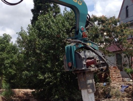 High-Speed Pile Driver - 2500 RPM Vibration & Compact Power for Mini Excavators